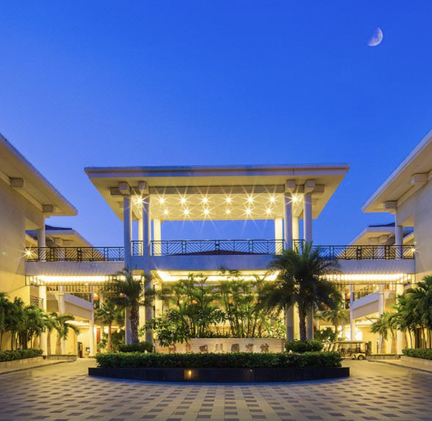 三亚 鹿回头国宾馆 动漫主题亲子家庭房 三早 酒店预订